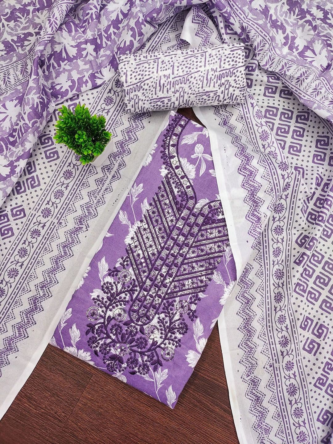 Rangtulika Ethnics Floral Printed Unstitched Dress Material - view 1