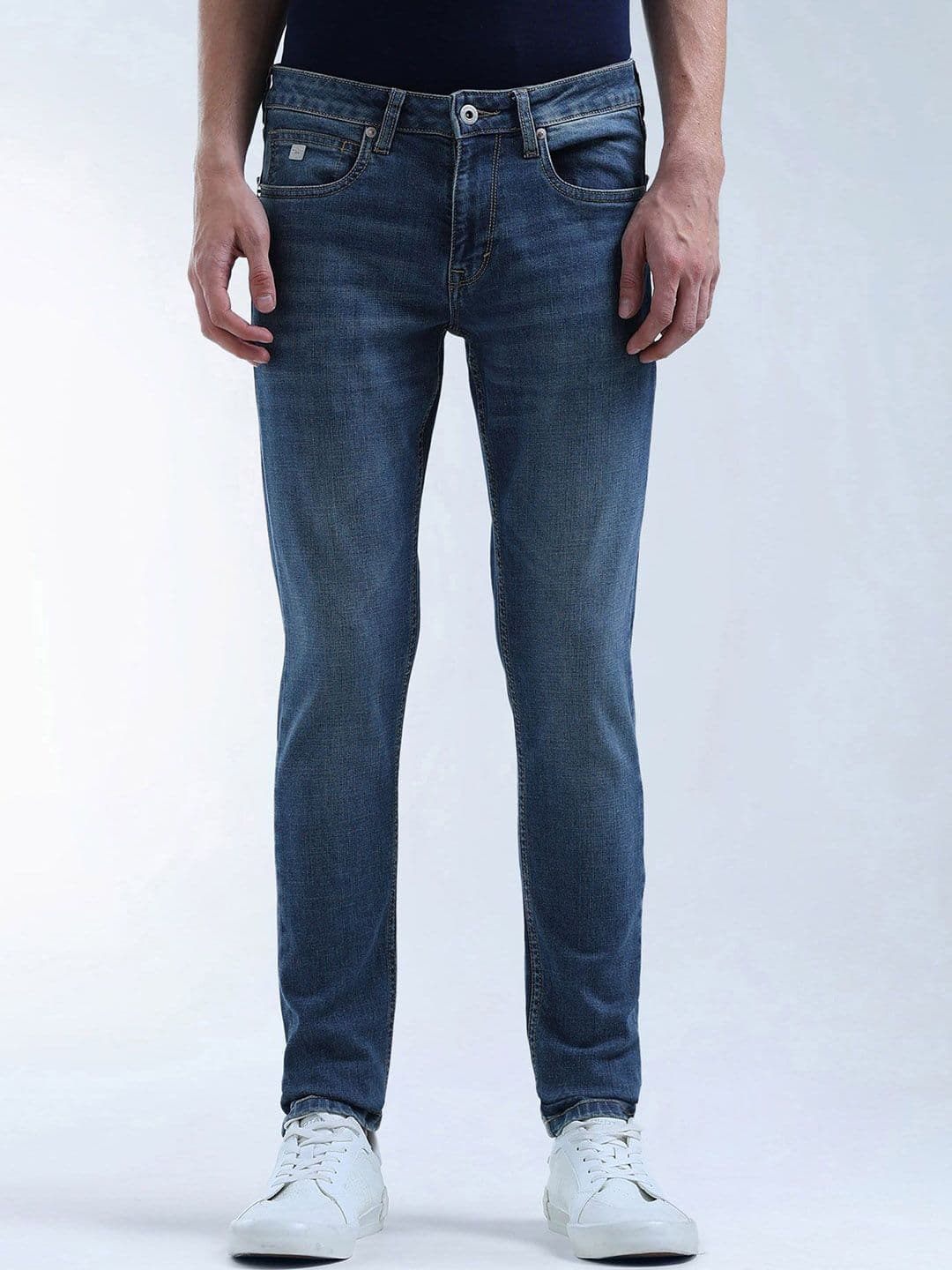 Flying Machine Men Skinny Fit Mid-Rise Light Fade Jeans - view 1