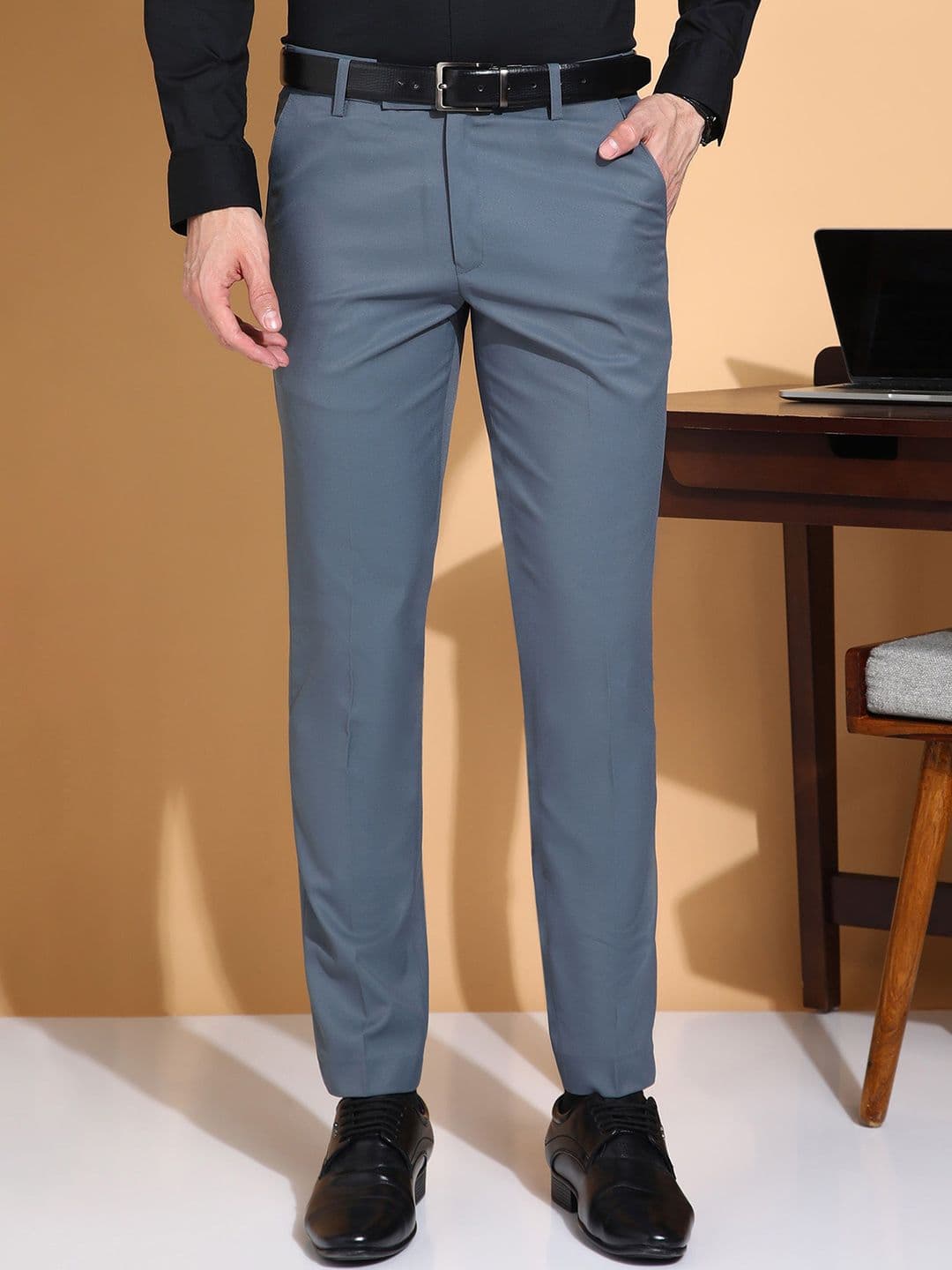 FUBAR Men Slim Fit Mid-Rise Pleated Formal Trousers - view 1