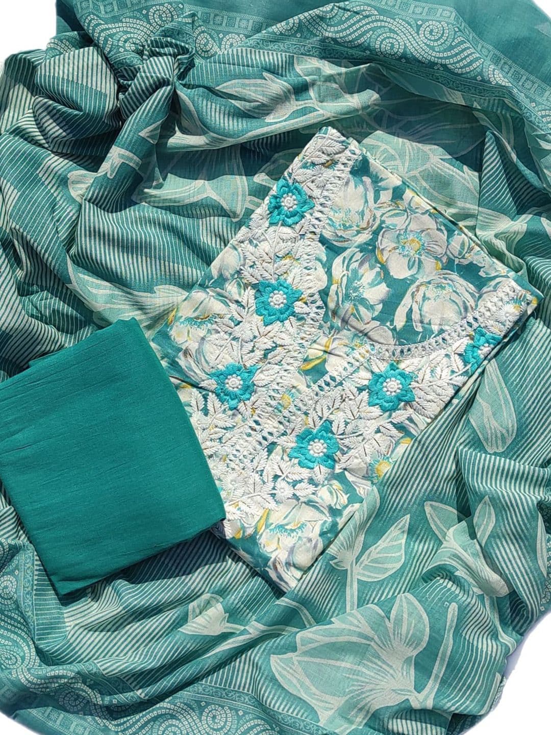 GC 80 BY GAURI COLLECTION Floral Printed Thread Work Pure Cotton Unstitched Dress Material - view 1