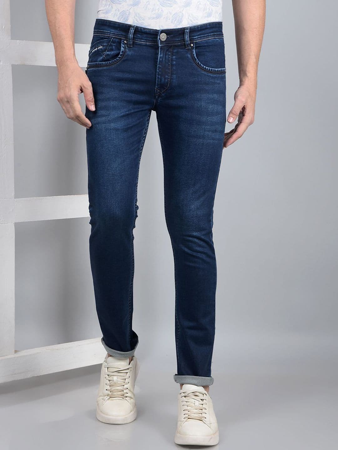 Crimsoune Club Men Slim Fit Mid Rise Clean Look Stretchable Jeans - view 1