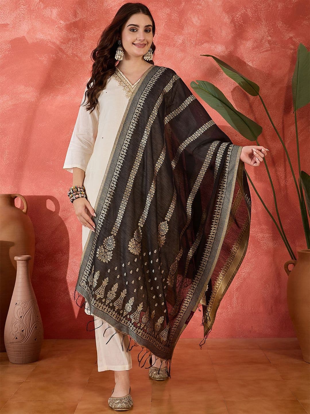 Sangria Ethnic Motifs Woven Design Pure Cotton Jacquard Dupatta - view 1