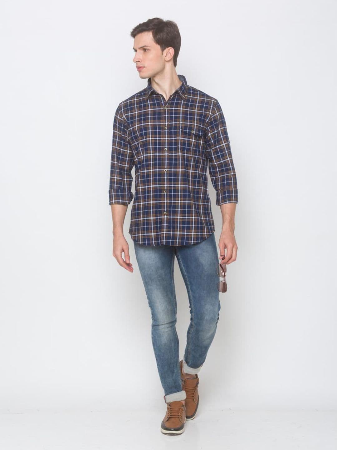 SNX Men Tailored Fit Checked Casual Shirt - view 1