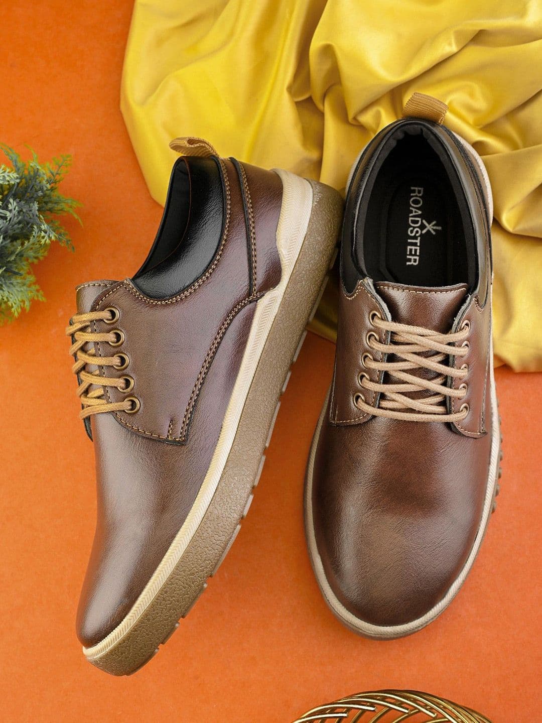 The Roadster Lifestyle Co. Men Casual Sneakers - view 1