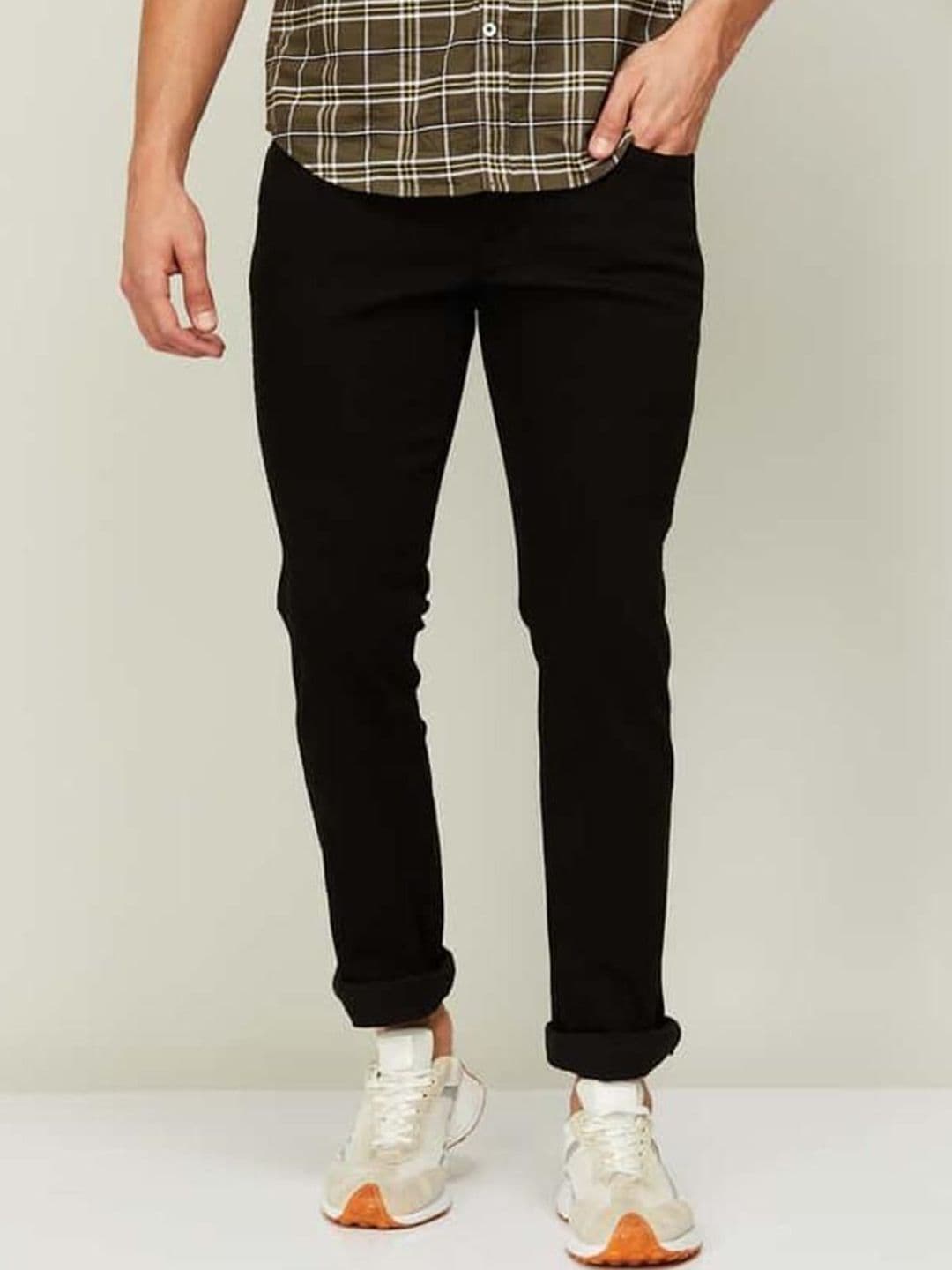 fineblu Men Slim Fit Low Distress Stretchable Jeans - view 1