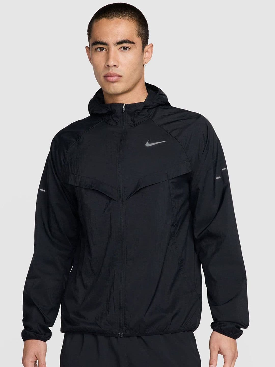 Nike Stride Men Repel UV Running Jacket - view 1