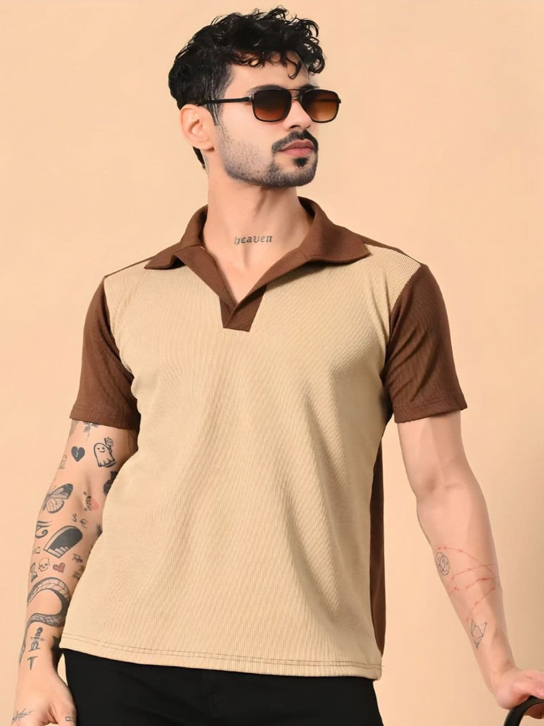CLAFOUTIS Self Design Polo Collar Casual T-shirt - view 1