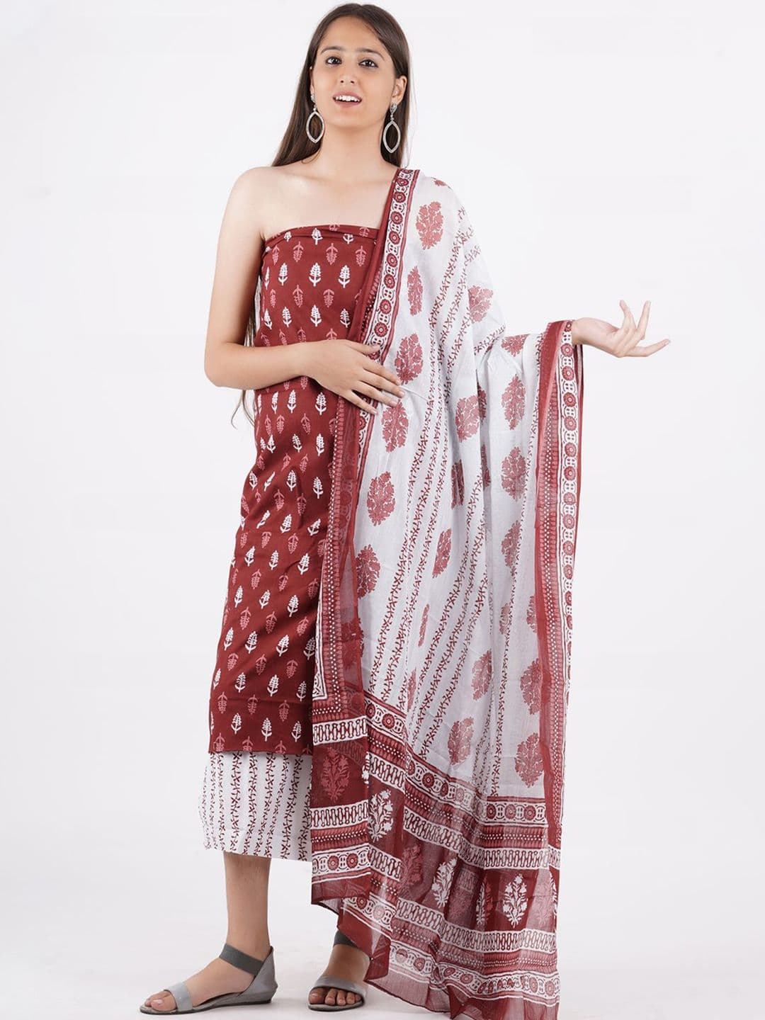 Kwatchi Floral Printed Pure Cotton Unstitched Dress Material - view 1