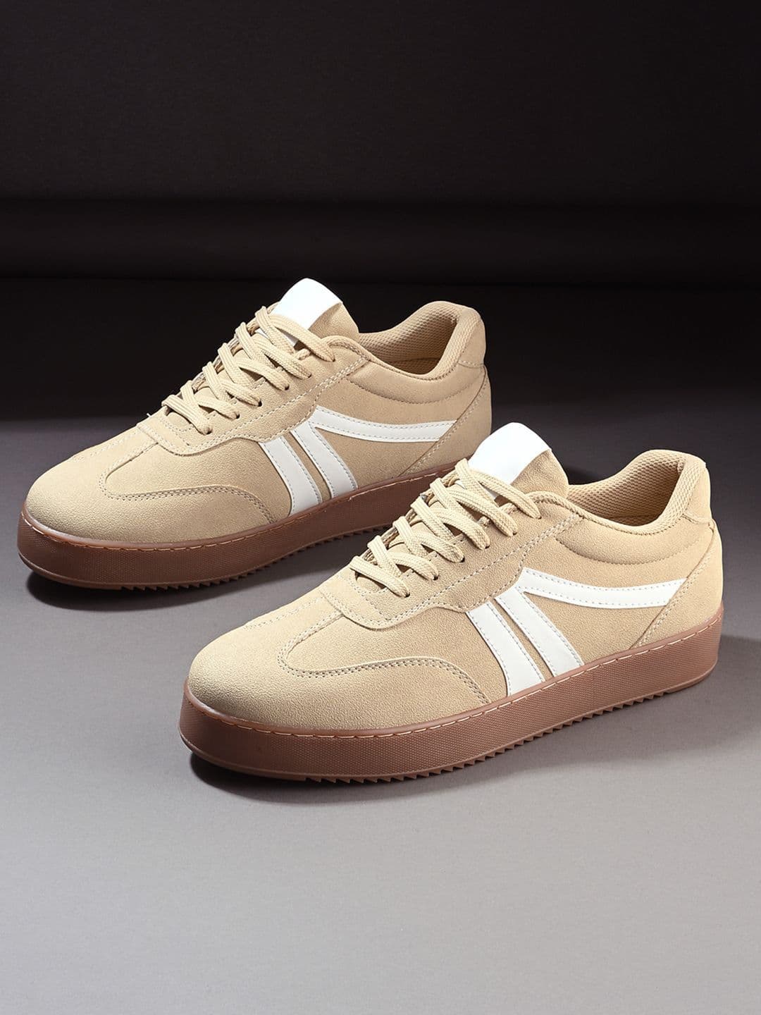 The Roadster Lifestyle Co. Men Lace-Ups Round Toe Sneakers - view 1