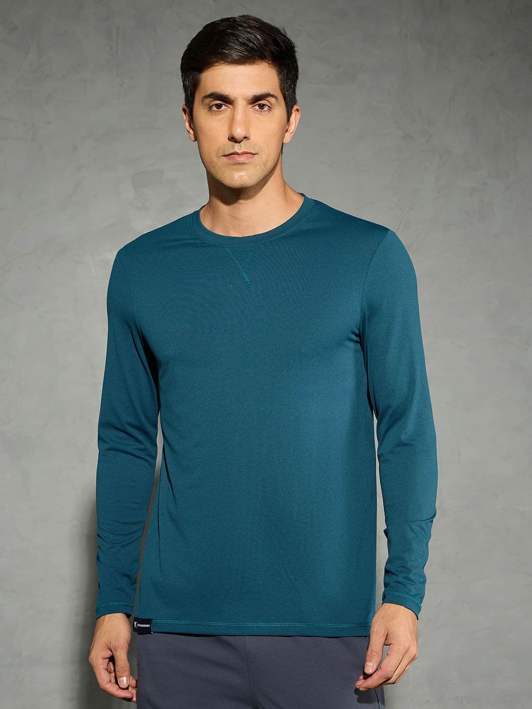 Technosport Antimicrobial Round Neck Sports Slim Fit T-shirt With Cotflex - view 1