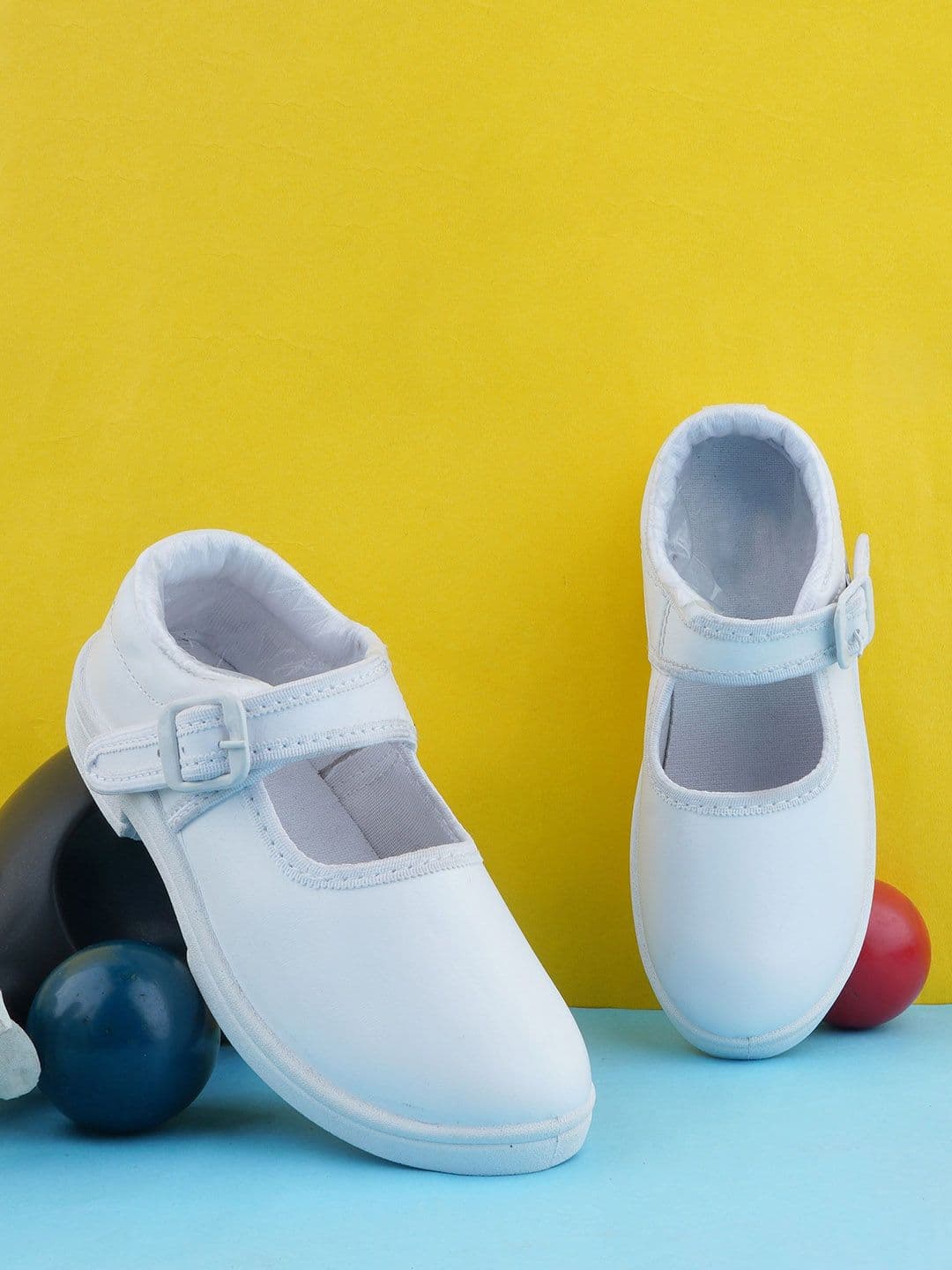 LMG Lifestyle Girls Solid Leather Regular Sneakers - view 1