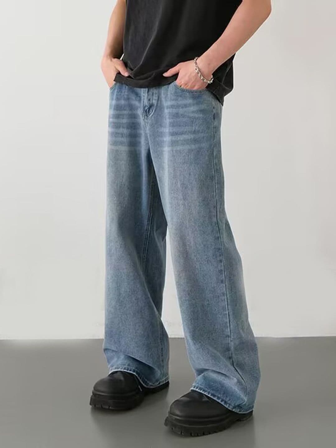 Mast & Harbour Men Regular Fit Mid-Rise Low Distress Heavy Fade Jeans - view 1