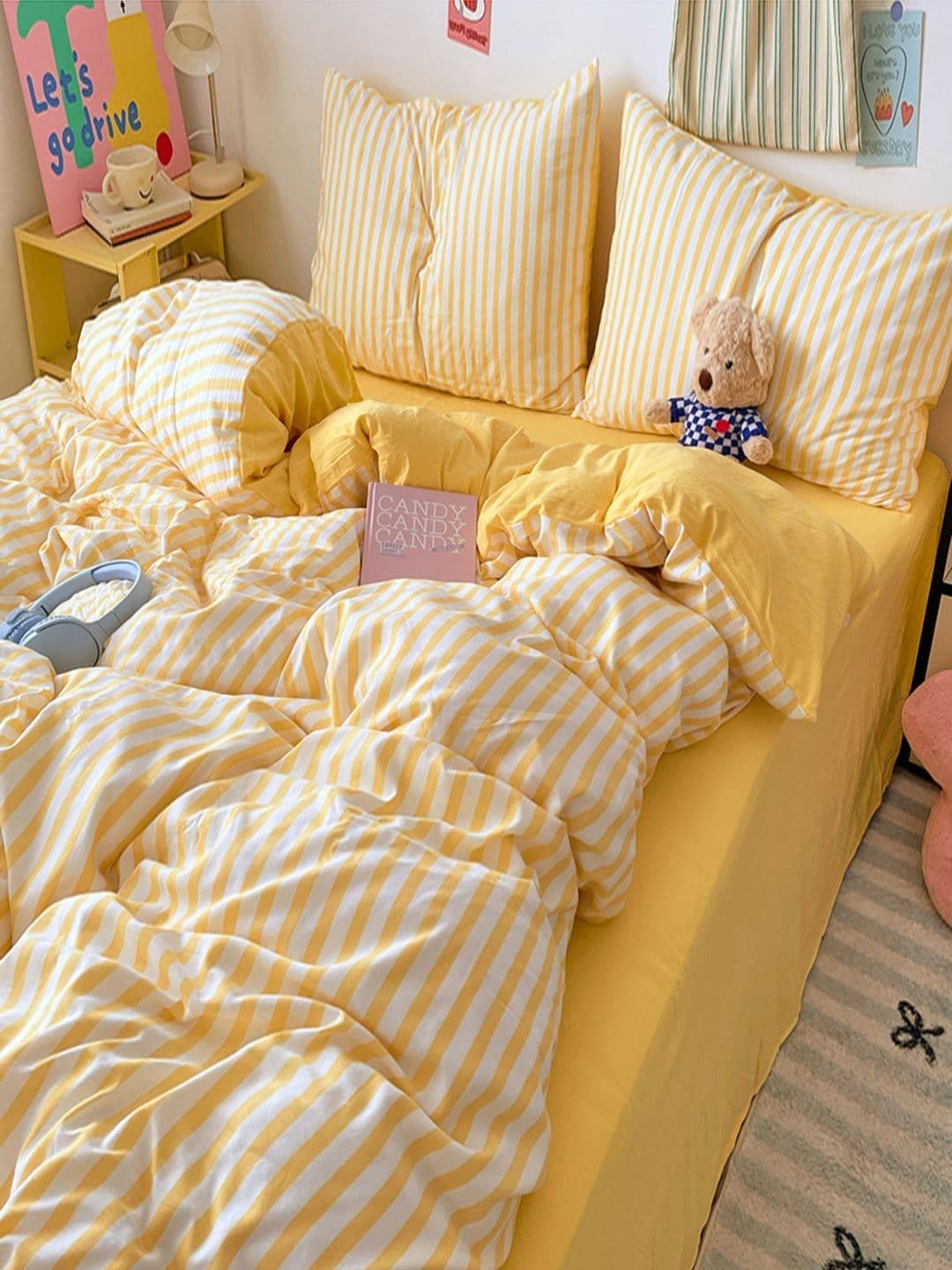 JC HOME Yellow & White Striped Polycotton 3 Piece Double King Regular Bedding Set - view 1