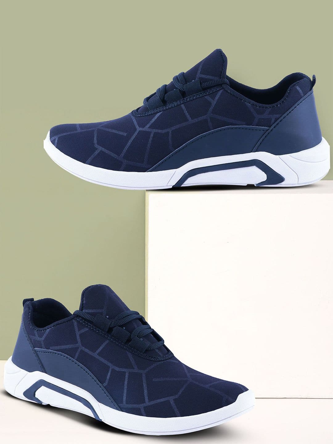 Spotwalk Men Mesh Running Non-Marking Shoes - view 1