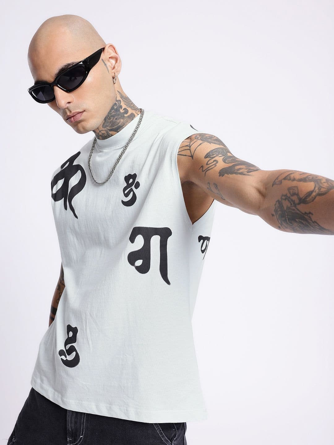 glitchez Typography Printed Sleeveless Oversized Fit T-shirt - view 1
