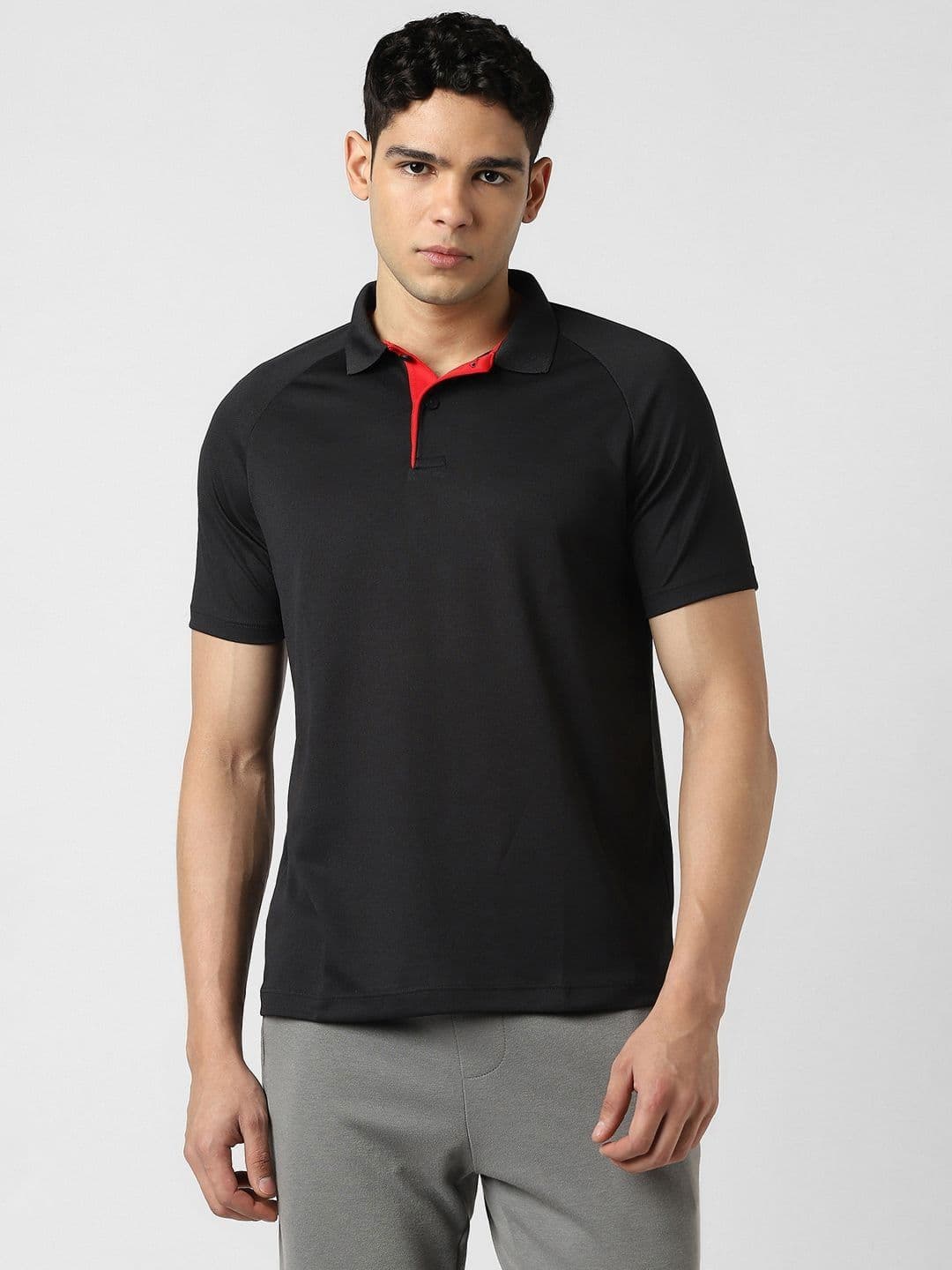 Van Heusen Sport Men Polo Collar Regular Fit T-shirt - view 1