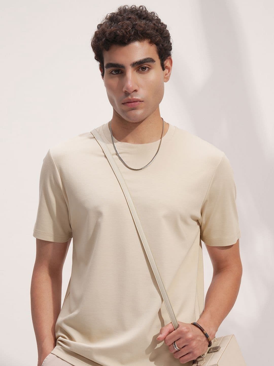 HIGHLANDER Men Slim Fit Drop-Shoulder Sleeves T-shirt - view 1