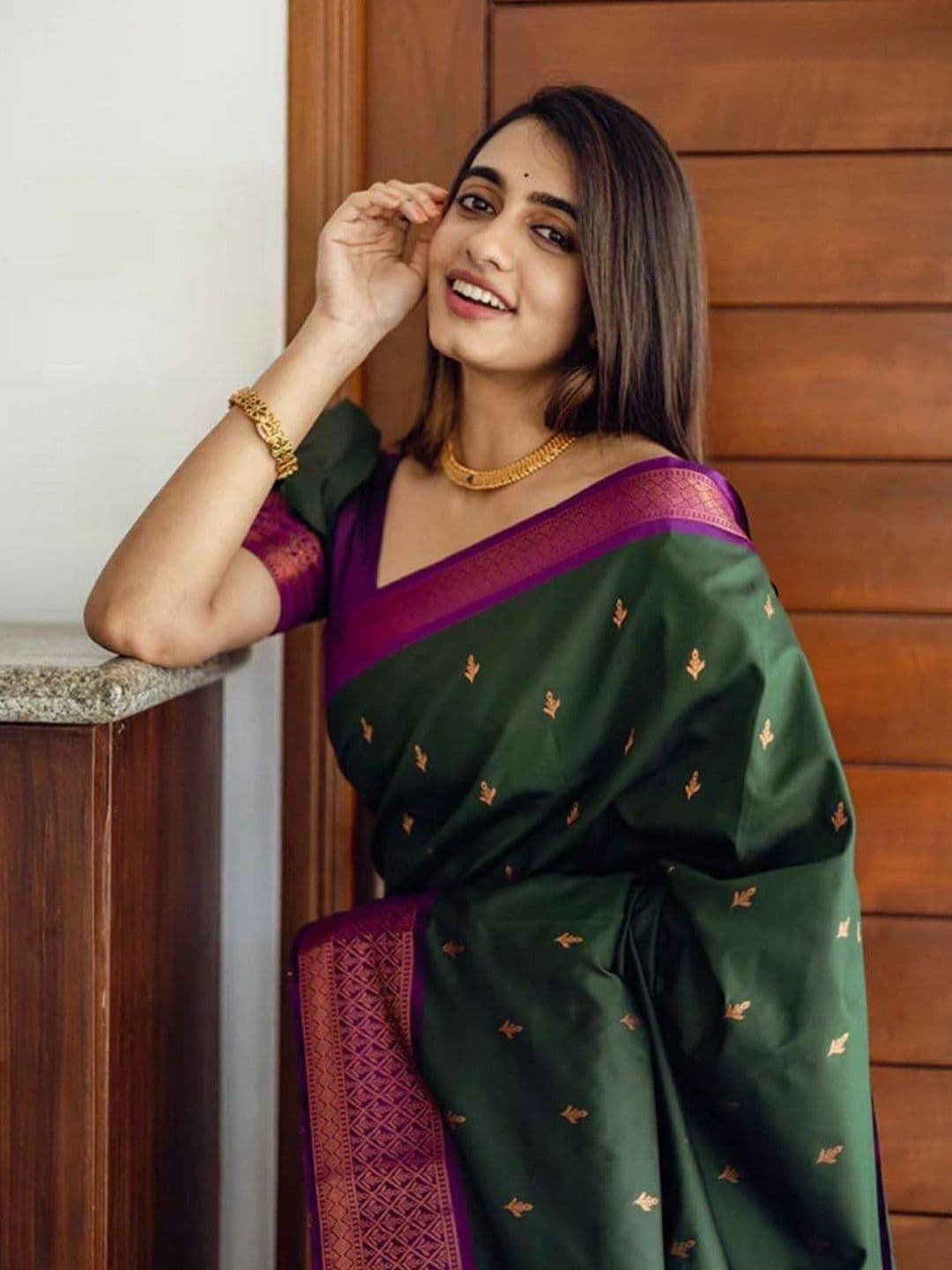 VILLE FASHION Woven Design Zari Art Silk Kanjeevaram Saree - view 1