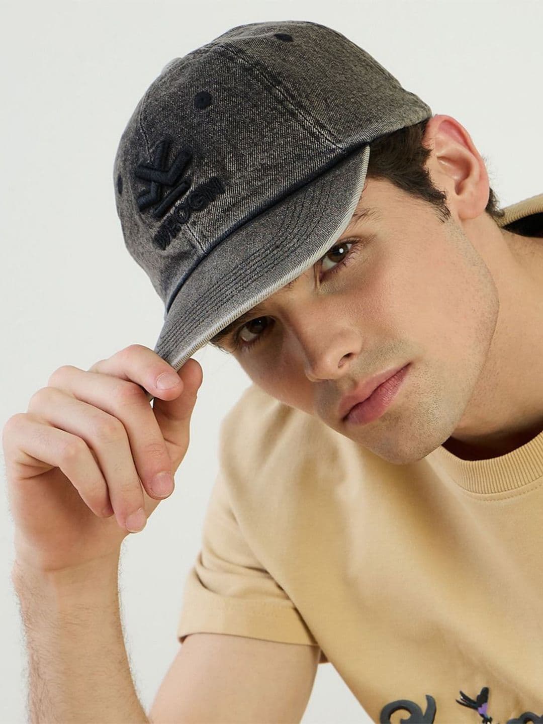 WROGN Men Embroidered Cotton Canvas Snapback Cap - view 1