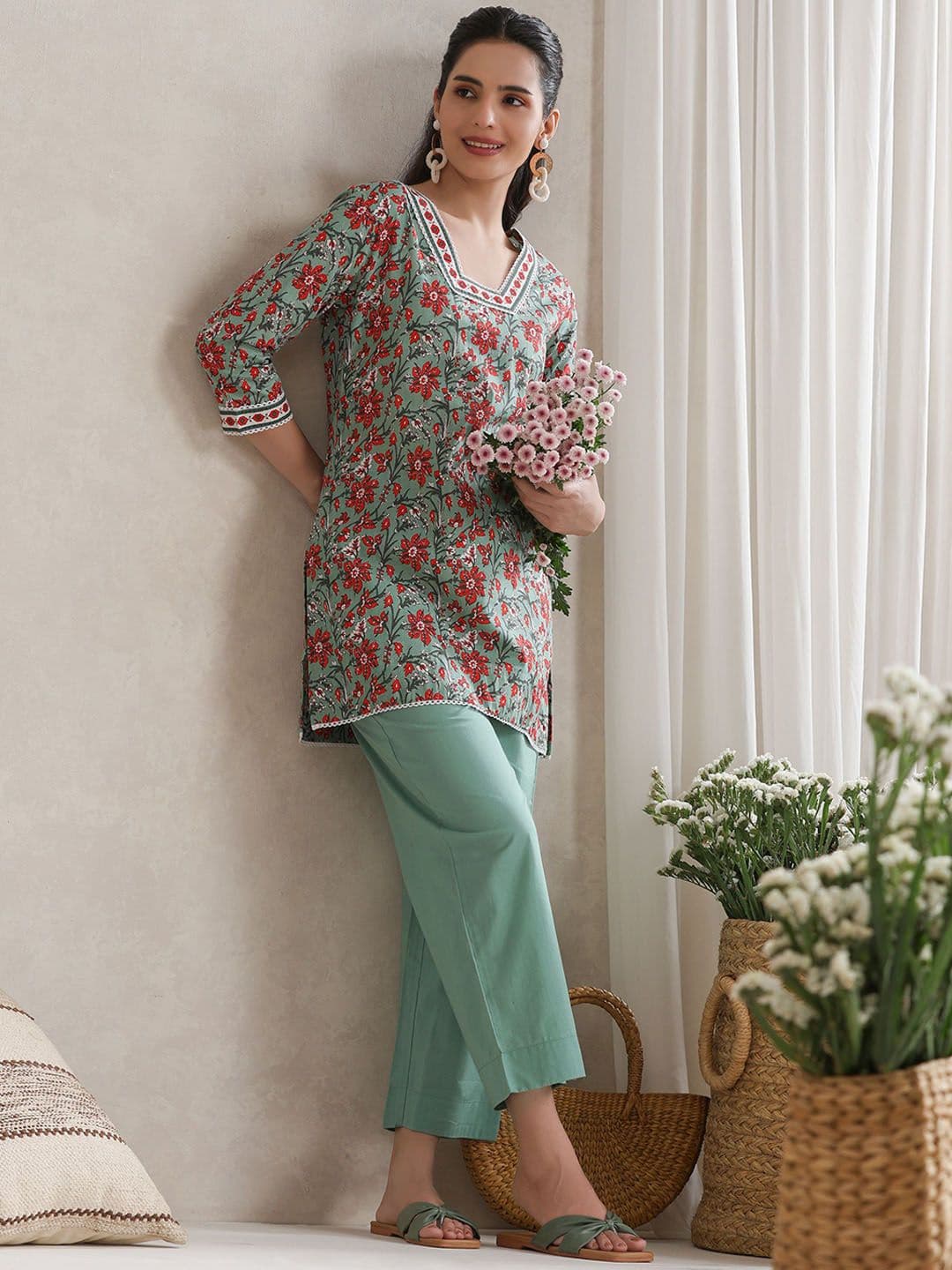 Khushal K Floral Printed Cotton V-Neck Tunic With Trouser Co-Ords - view 1