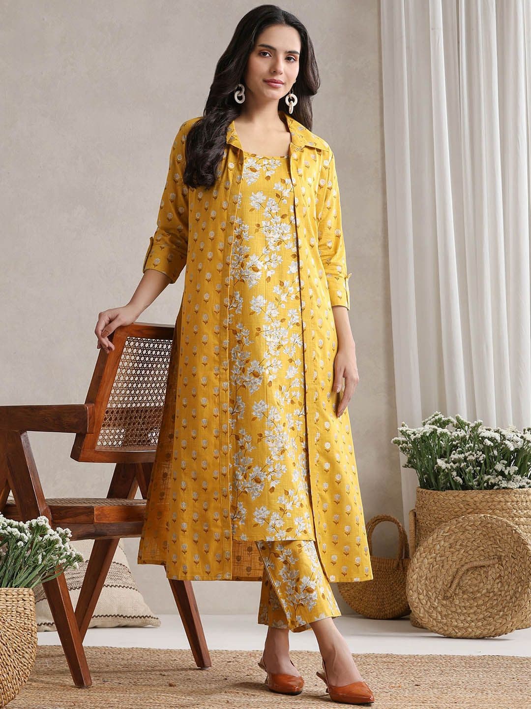 Khushal K Floral Printed Cotton Tunic With Trouser & Jacket Co-Ords - view 1