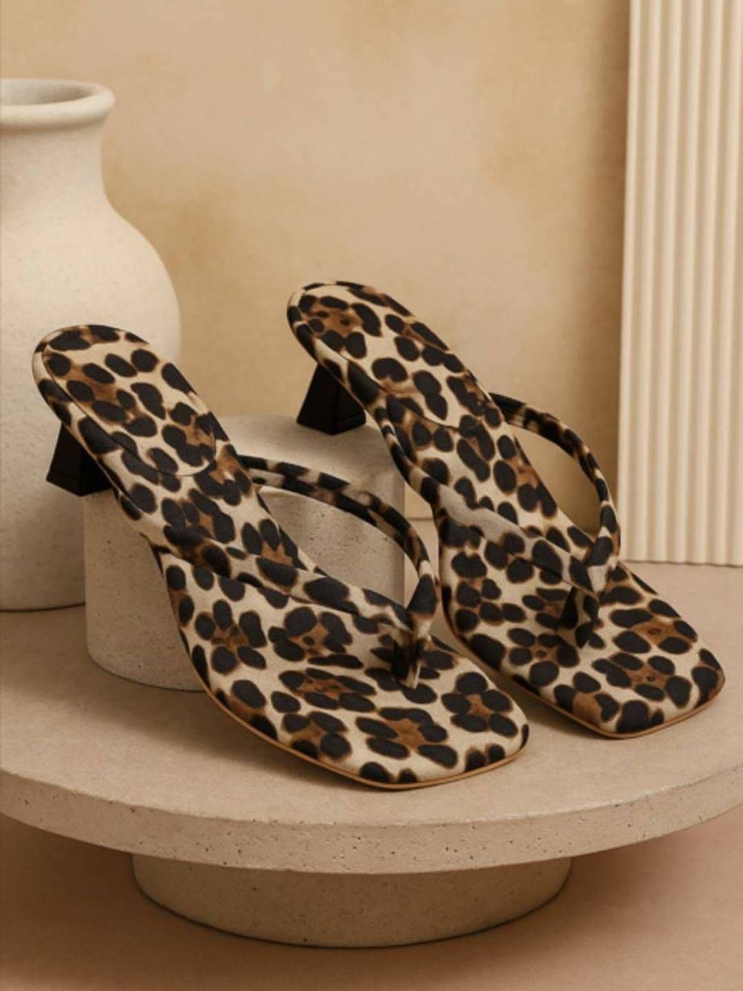 GLO GLAMP Printed Block Sandals - view 1