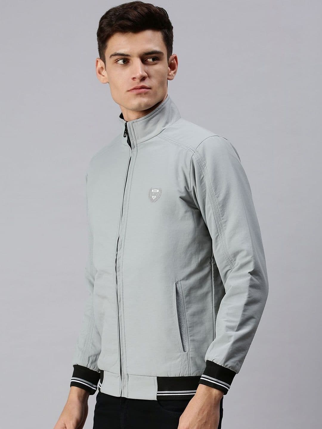 SHOWOFFFF Men Brand Logo Lightweight Bomber Jacket - view 1