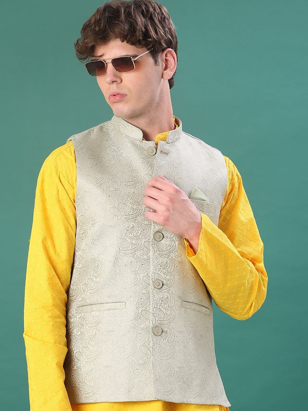 V-Mart Men Mandarin Collared Paisley Woven Nehru Jackets - view 1