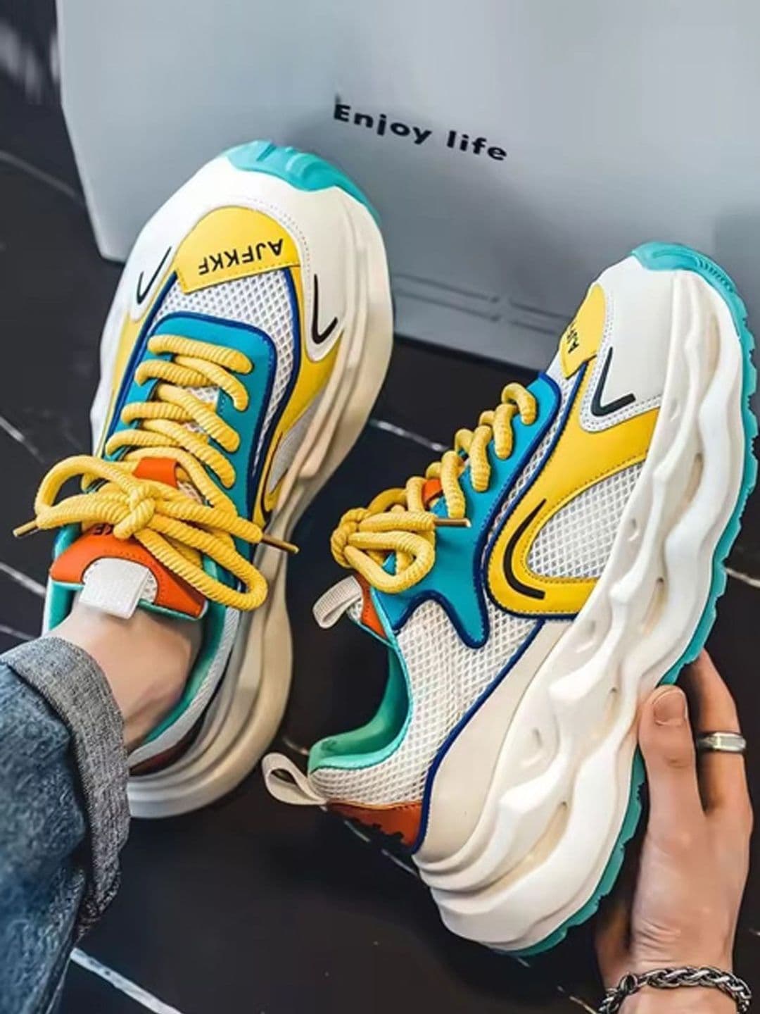 Layasa Men Colourblocked Sneakers - view 1