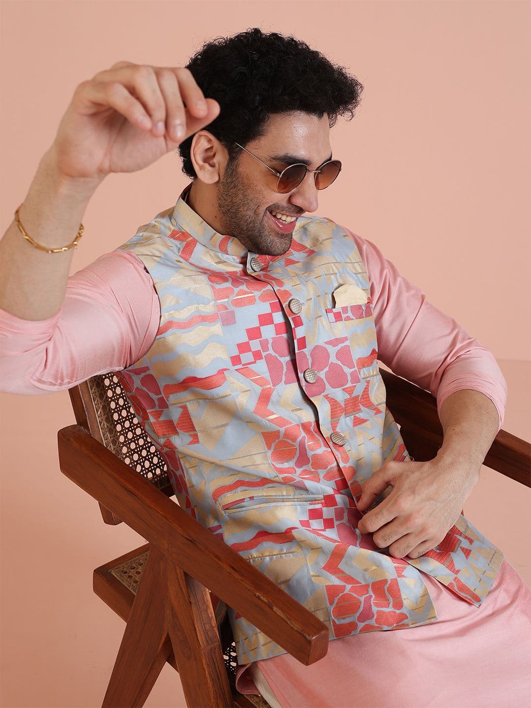 KISAH Men Textured Zari Regular Fit Nehru Jacket - view 1