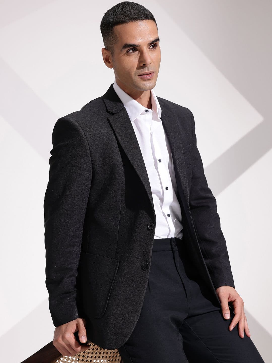 INVICTUS Slim Fit Notched Lapel Single Breasted Formal Blazer - view 1