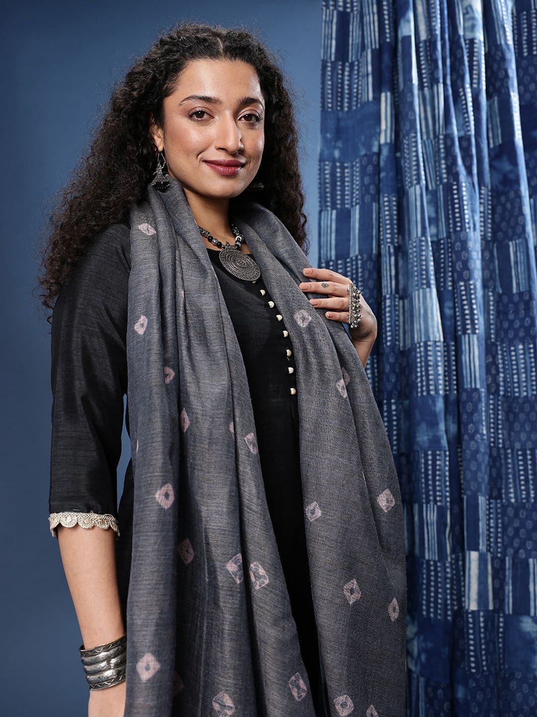 Taavi Dyed Shibori Dupatta - view 1