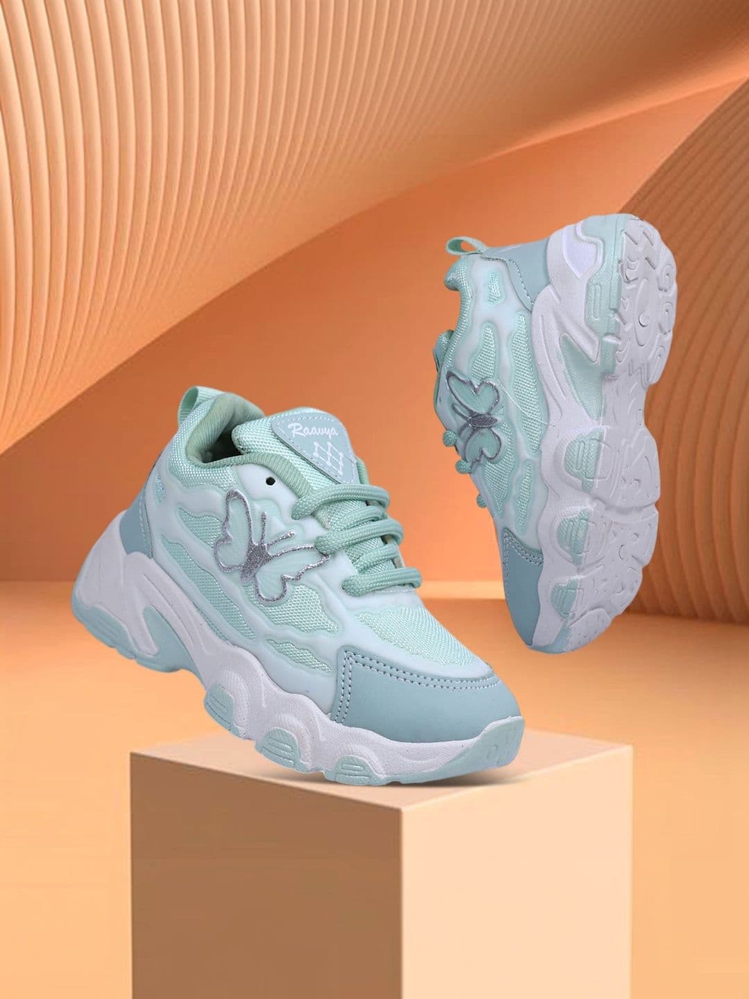 MUKUNDU Girls Colourblocked Sneakers - view 1