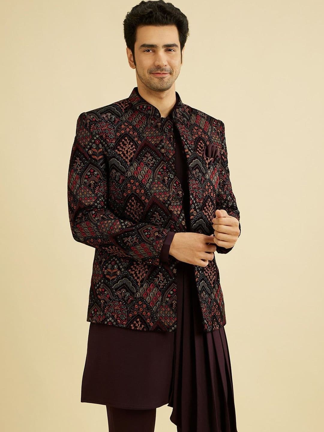 Manyavar Men Ethnic Motifs Embroidered Sherwani Set - view 1