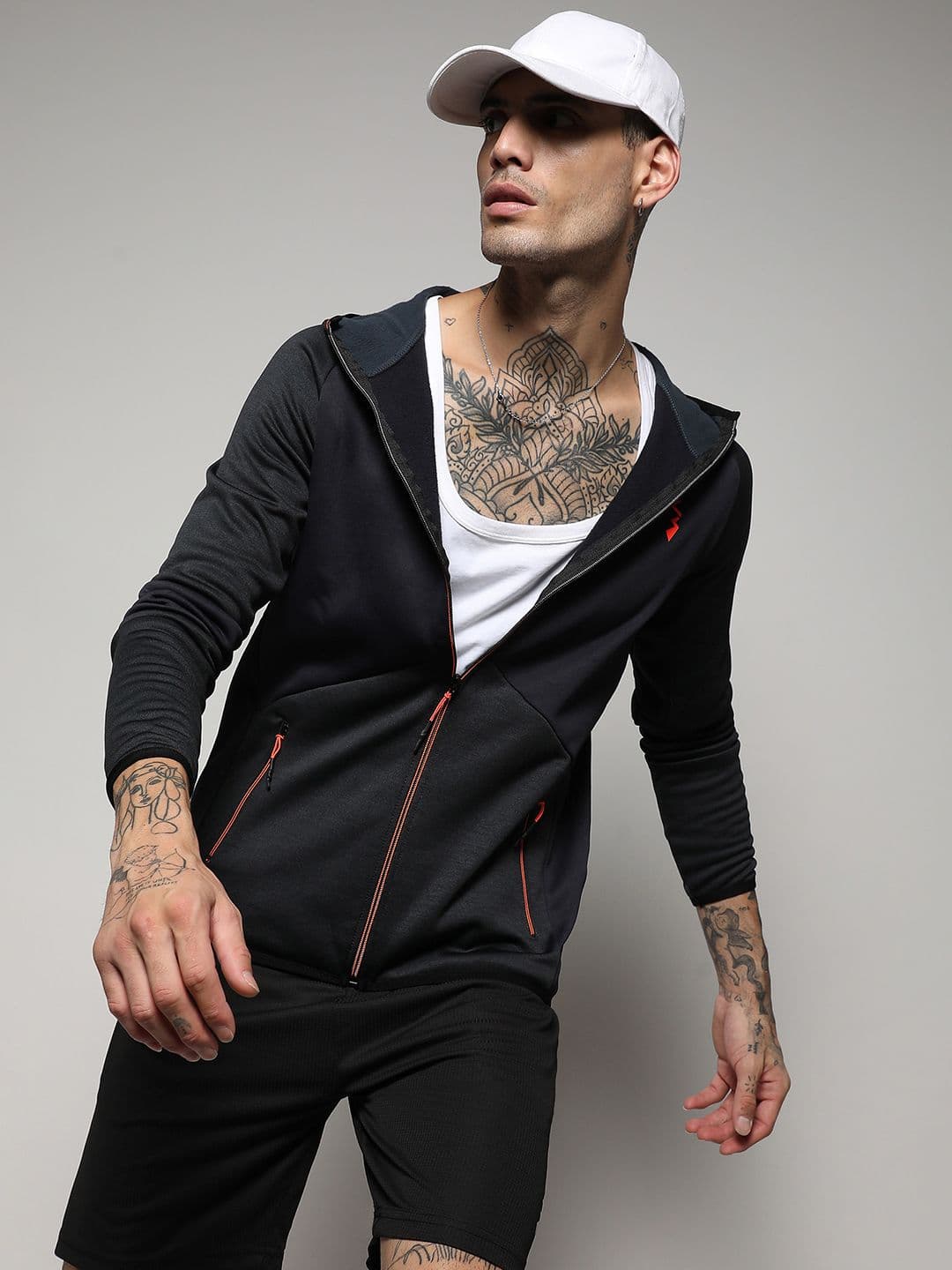 CAHOOT Men Brand Logo Colourblocked Lightweight Training or Gym Sporty Jacket - view 1