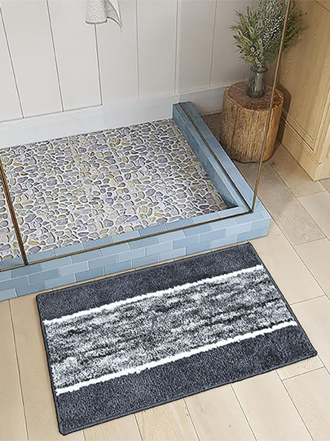Homzz Grey & White Microfiber Non Slip Doormat - view 1