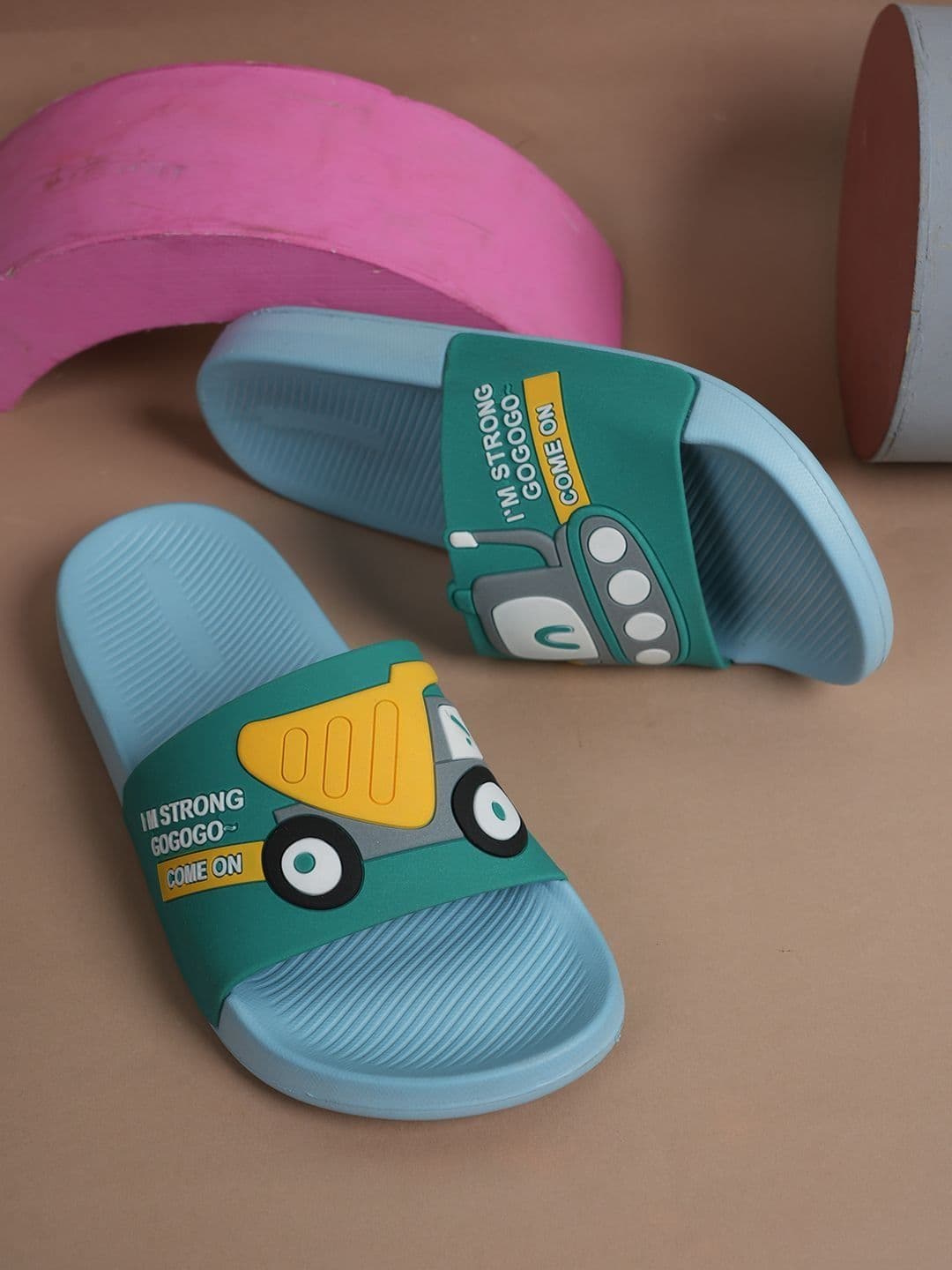 YK Unisex Kids Printed Rubber Sliders - view 1