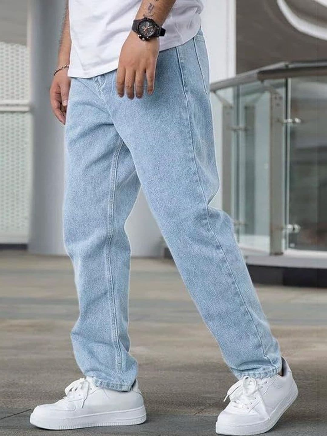 BAESD Men Relaxed Fit High-Rise Light Fade Stretchable Jeans - view 1