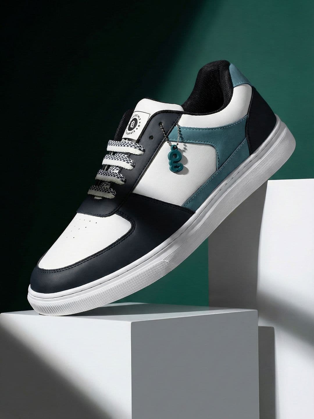 glitchez Men Colourblocked Perforated Lace-Ups Sneakers - view 1