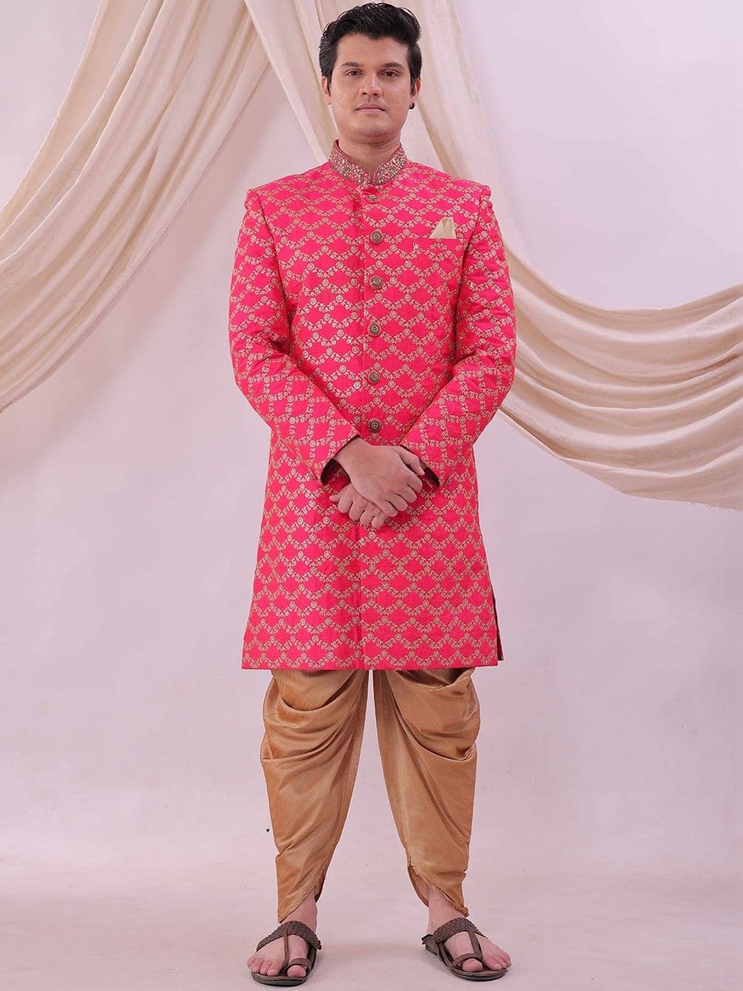 Desibutik Embroidered Mandarin Collar Sherwani - view 1
