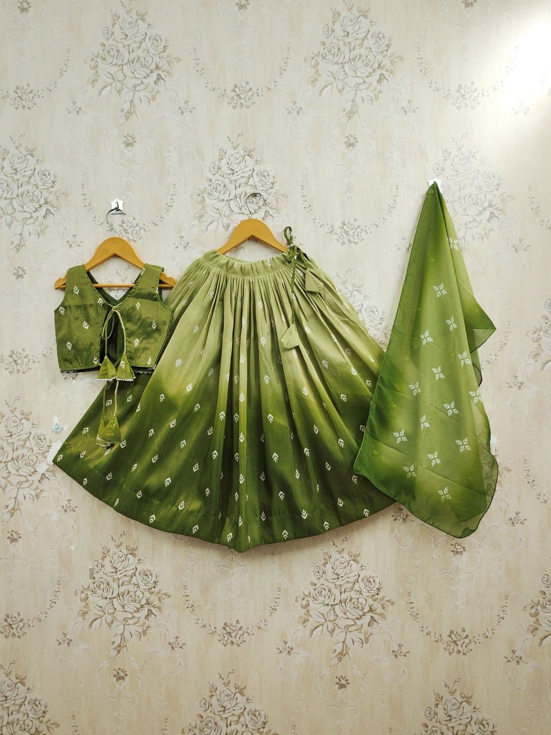 Sangria Girls Printed V-Neck Flared Lehenga Choli - view 1
