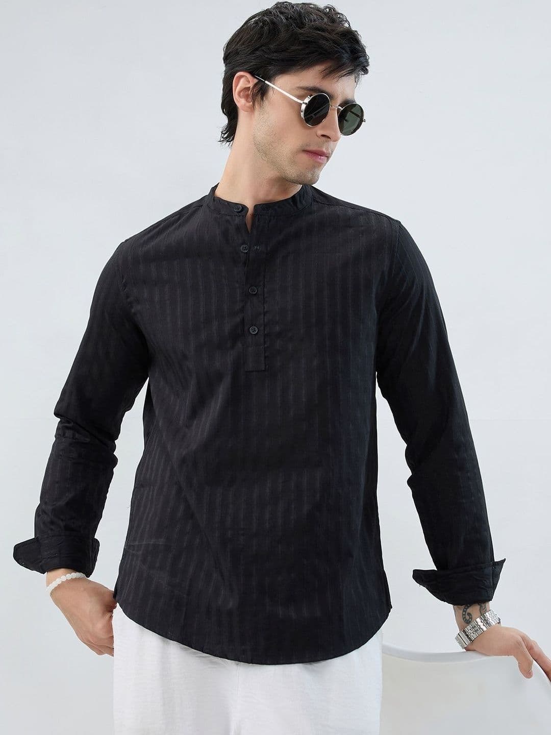 VASTRADO Men Striped Kurta - view 1
