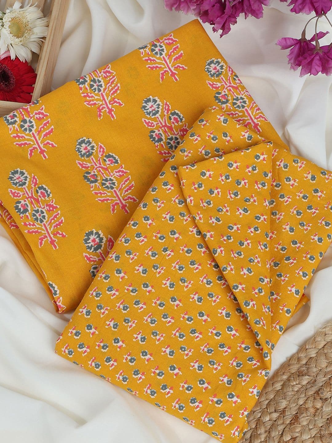 SALWAR STUDIO Floral Printed Pure Cotton Unstitched Dress Material - view 1
