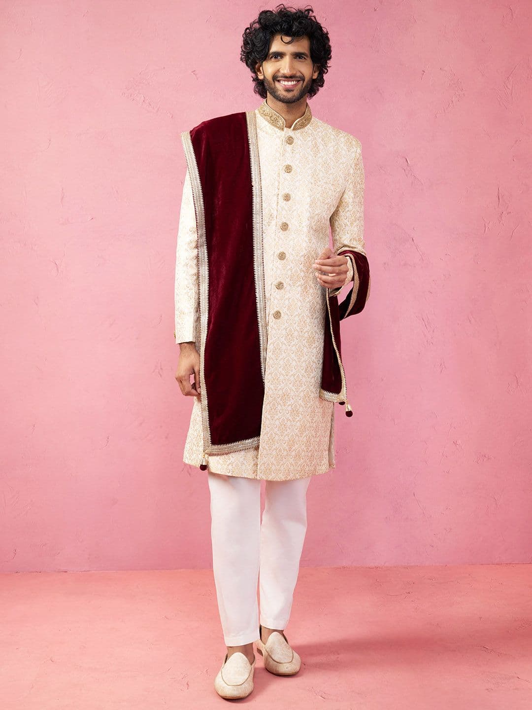 VASTRAMAY Men Self-Design Sherwani With Pyjama & Dupatta Set - view 1