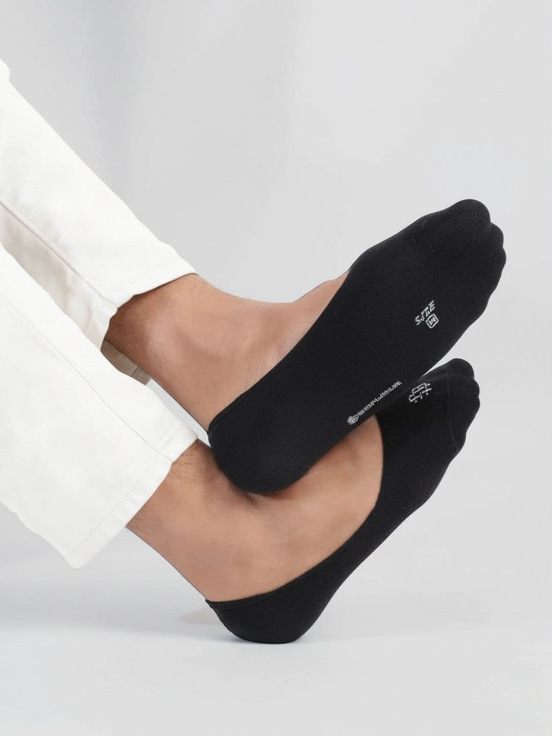 Bonjour Men Pack Of 3 Assorted Shoe Liners Socks - view 1