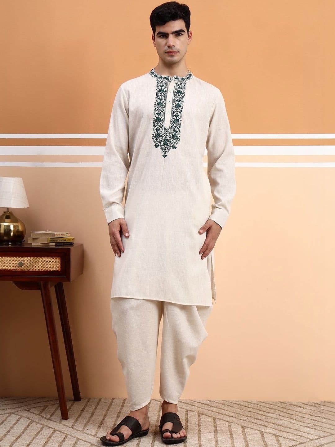 House of Pataudi Men Embroidered Straight Kurtas - view 1