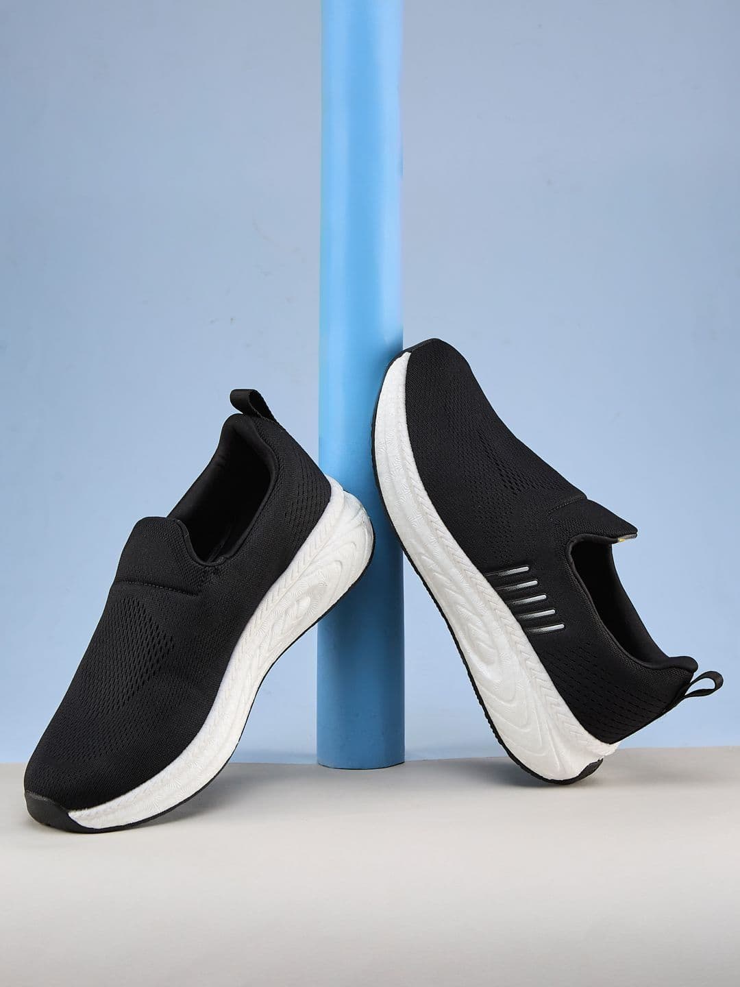 Campus BALLER Men Mesh Walking Non-Marking Shoes - view 1