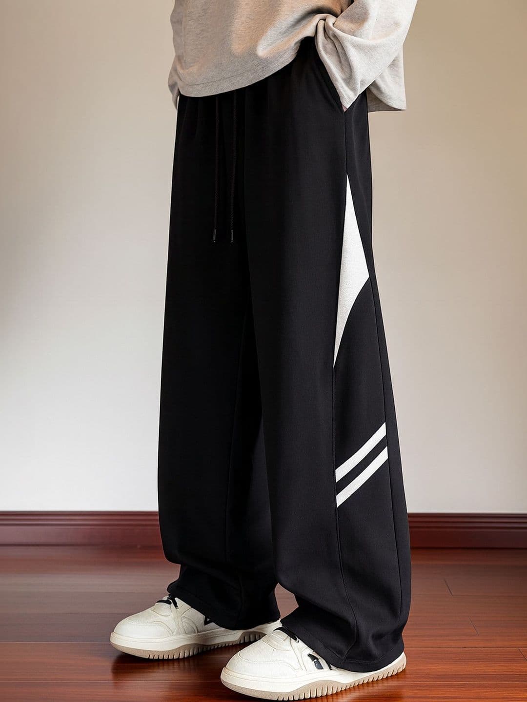 JUMPCUTS Men Color-Blocked Baggy-Fit Track Pants - view 1