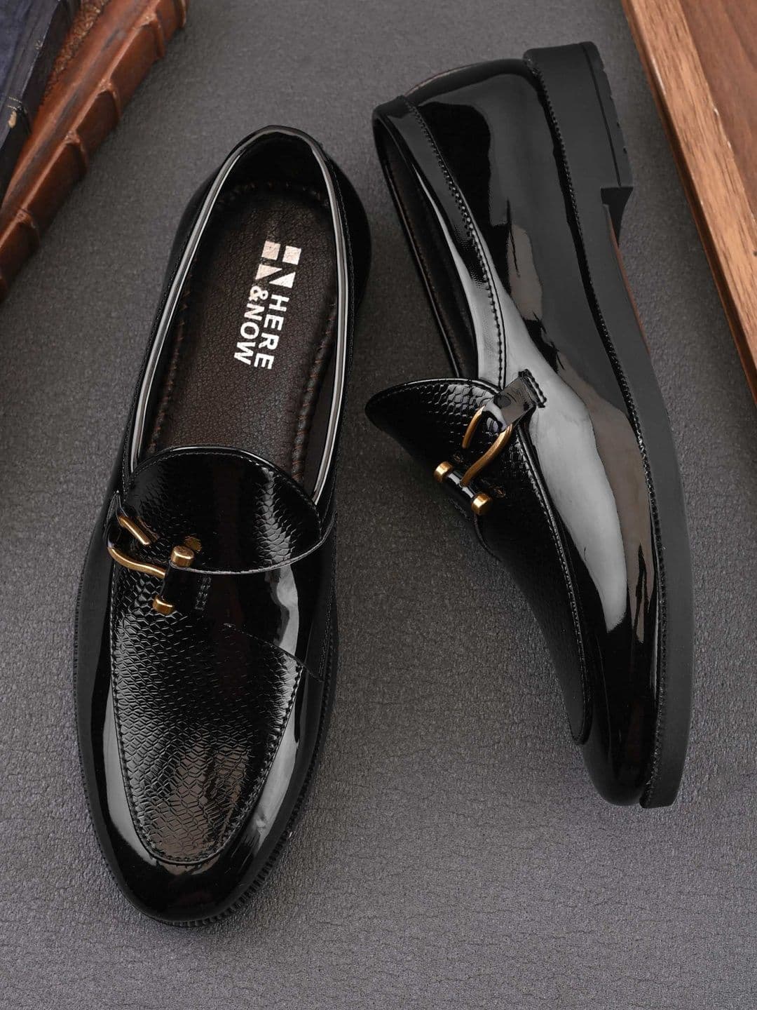 HERE&NOW Men Textured Formal Loafers - view 1