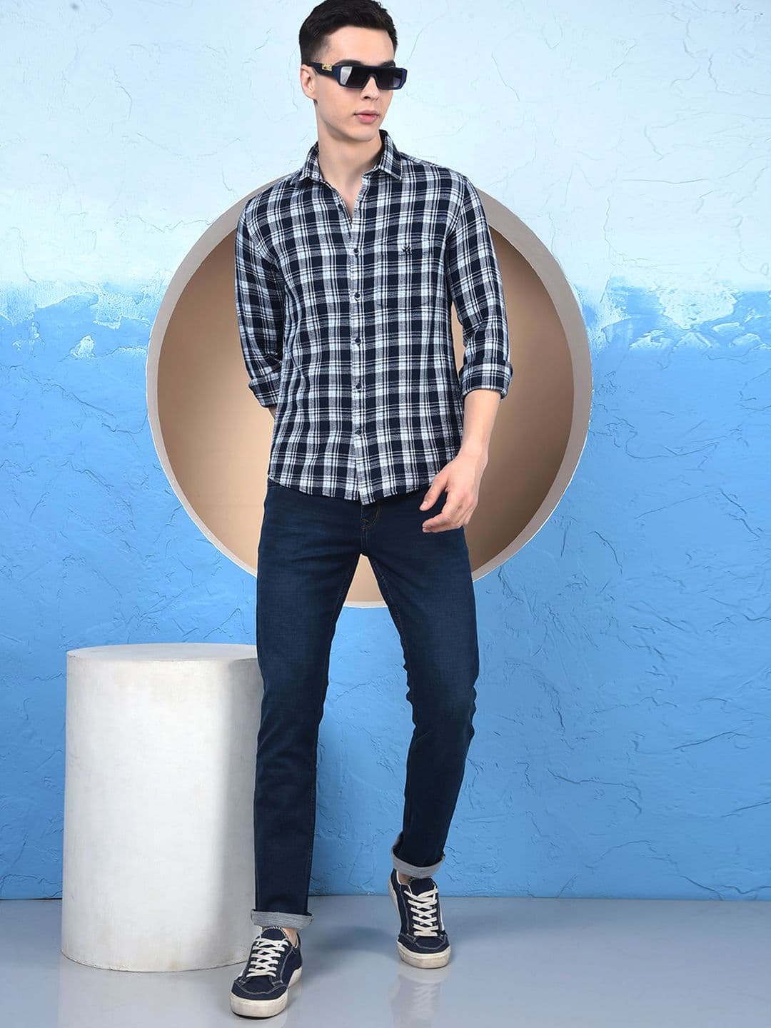 Crimsoune Club Men Slim Fit Mid-Rise Stretchable Jeans - view 1